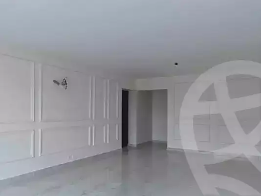 https://aqarmap.com.eg/ar/listing/7157030-for-sale-port-said-kmbwnd-fy-bwr-s-yd-tower-bay-compound