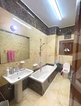 https://aqarmap.com.eg/ar/listing/7157188-for-rent-dakahlia-mansoura-el-mansoura-city-el-gomhouria-st
