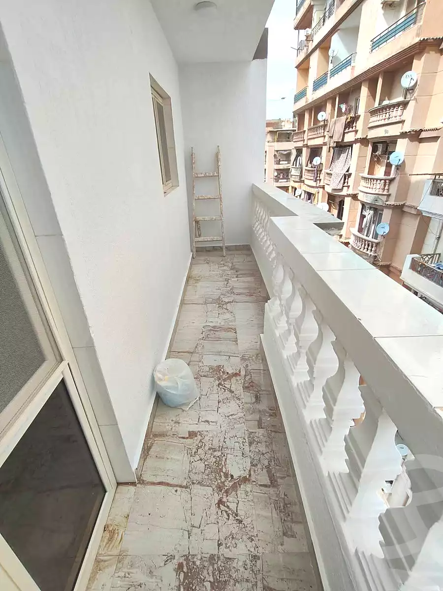 https://aqarmap.com.eg/ar/listing/7157242-for-sale-alexandria-sydy-bshr-sydy-bshr-bhry-khalil-hamada-st