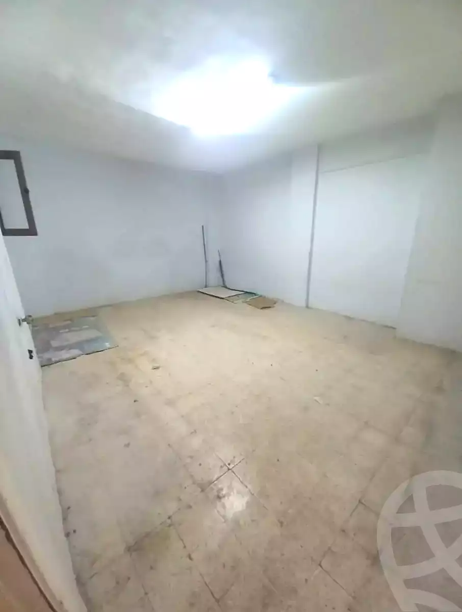 https://aqarmap.com.eg/ar/listing/7157222-for-sale-alexandria-el-asafra-l-sfr-qbly