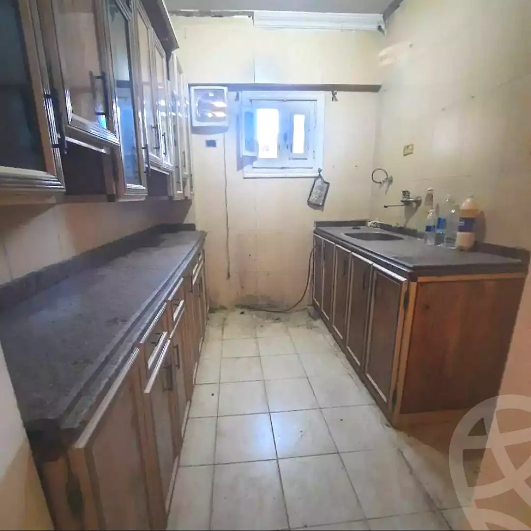 https://aqarmap.com.eg/ar/listing/7157536-for-sale-alexandria-al-agamy-el-hanouvel-al-asdakaa-st