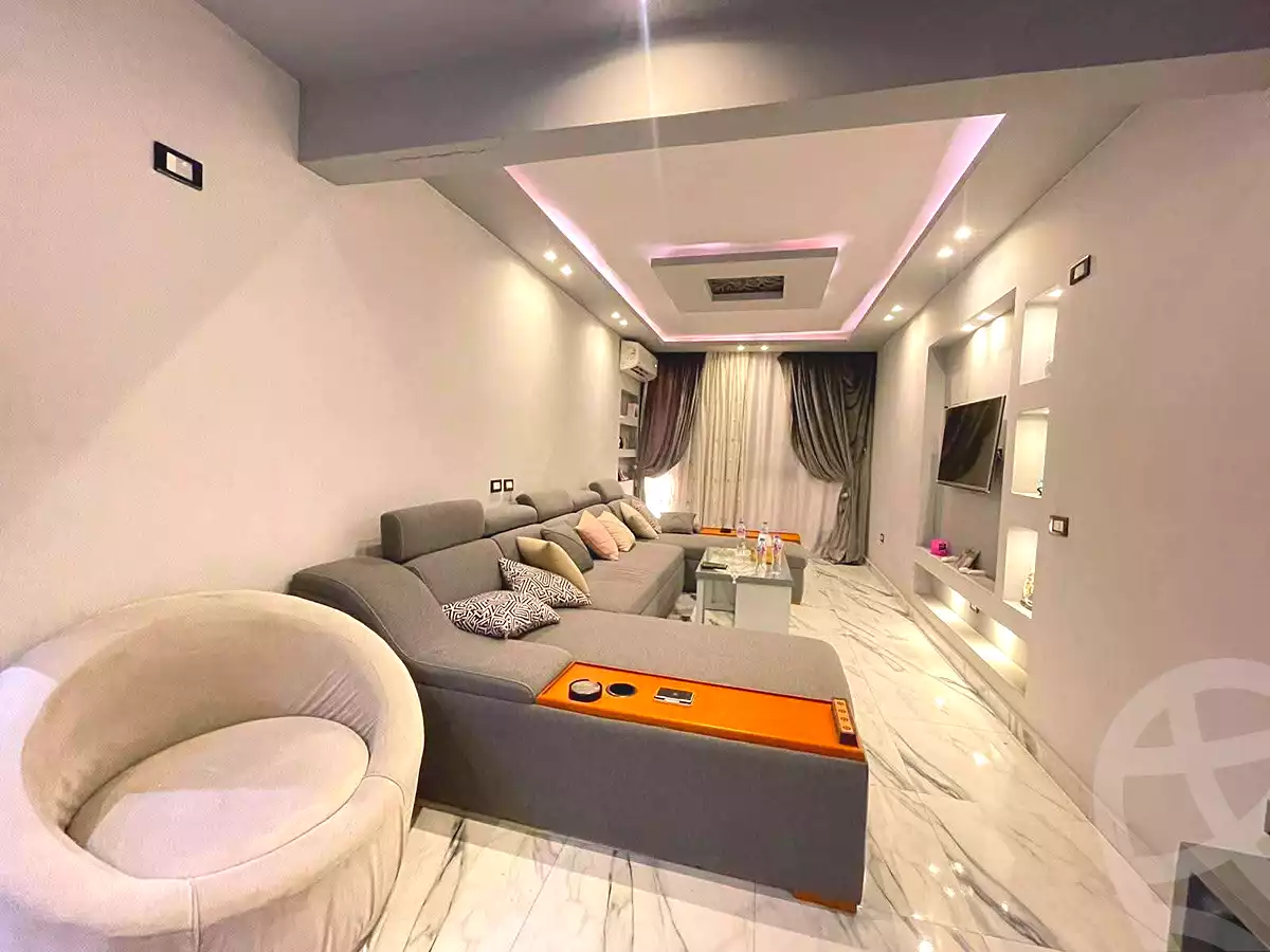 https://aqarmap.com.eg/ar/listing/7157616-for-sale-alexandria-roshdy-shr-bw-qyr-tryq-lhry