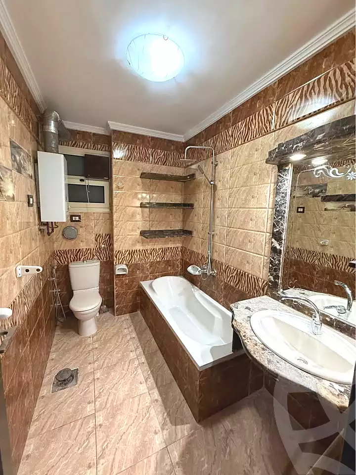 https://aqarmap.com.eg/en/listing/7158099-for-sale-alexandria-el-mandara-shr-jml-bd-lnsr