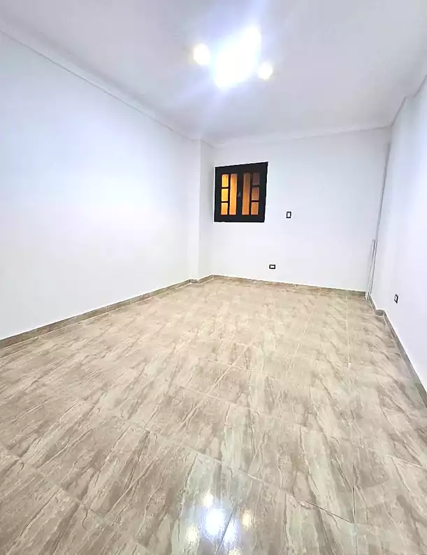 https://aqarmap.com.eg/ar/listing/7158162-for-sale-alexandria-el-asafra-shr-45