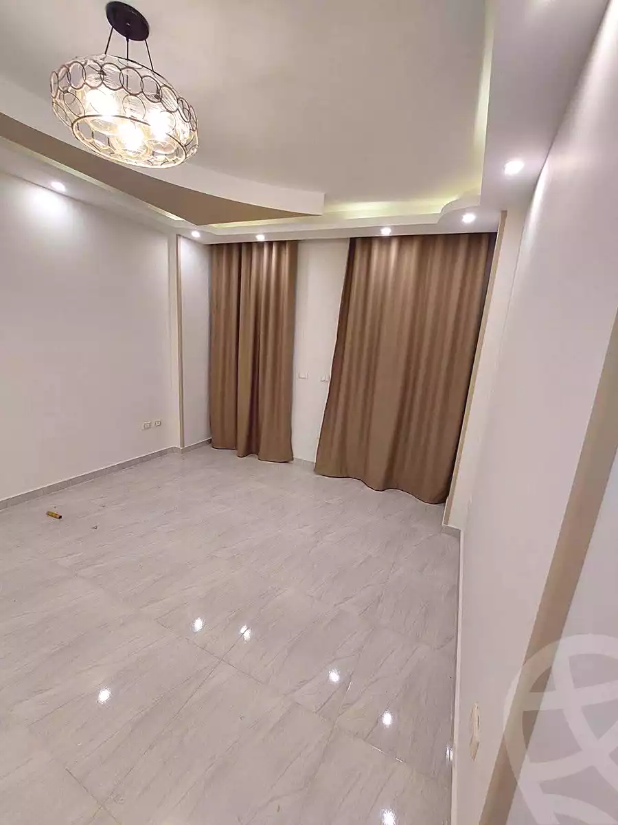 https://aqarmap.com.eg/ar/listing/7158312-for-sale-cairo-helwan-helwan-el-sharkeya-saleh-sobhy-st