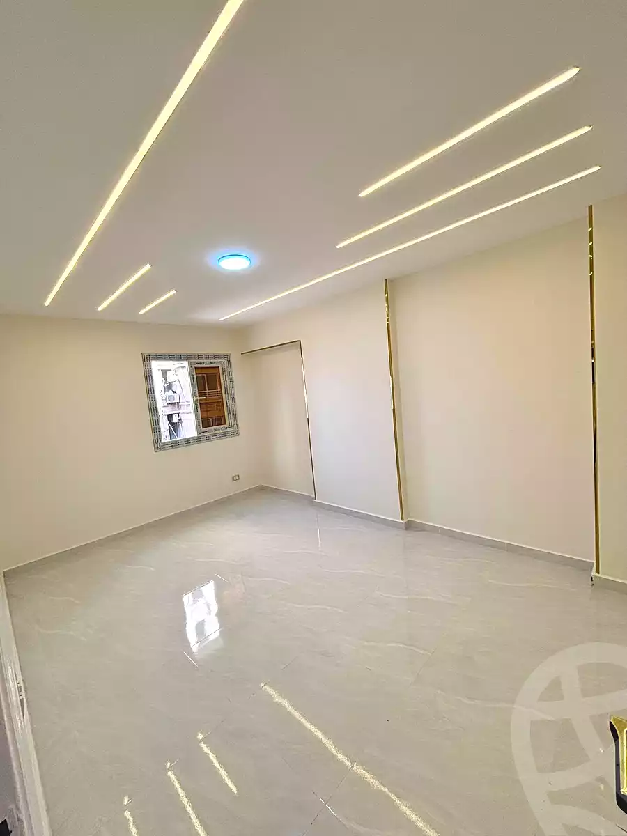 https://aqarmap.com.eg/ar/listing/7158361-for-sale-alexandria-miami-mahmoud-el-isawy-st