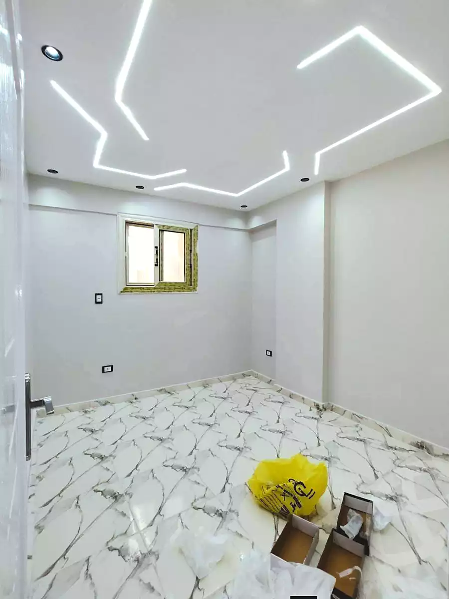 https://aqarmap.com.eg/ar/listing/7158423-for-sale-alexandria-al-agamy-lbytsh-el-saleheen-mosque-st