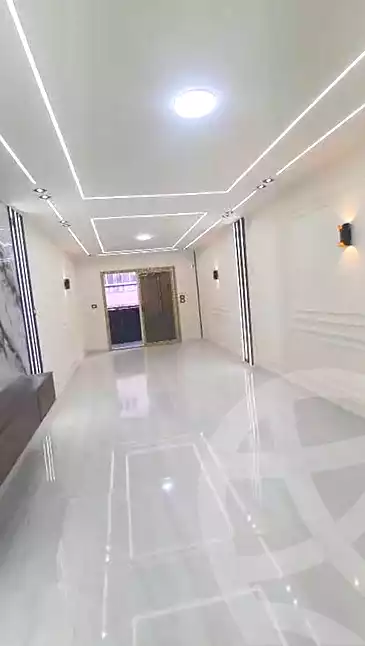 https://aqarmap.com.eg/ar/listing/7158425-for-sale-alexandria-el-asafra-l-sfr-bhry