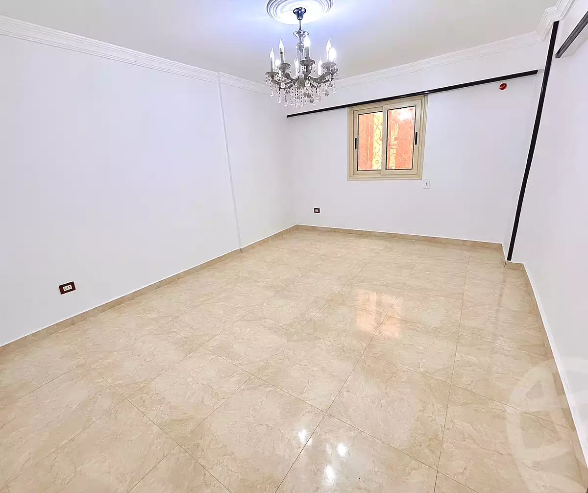 https://aqarmap.com.eg/en/listing/7158453-for-sale-alexandria-el-mandara-shr-jml-bd-lnsr