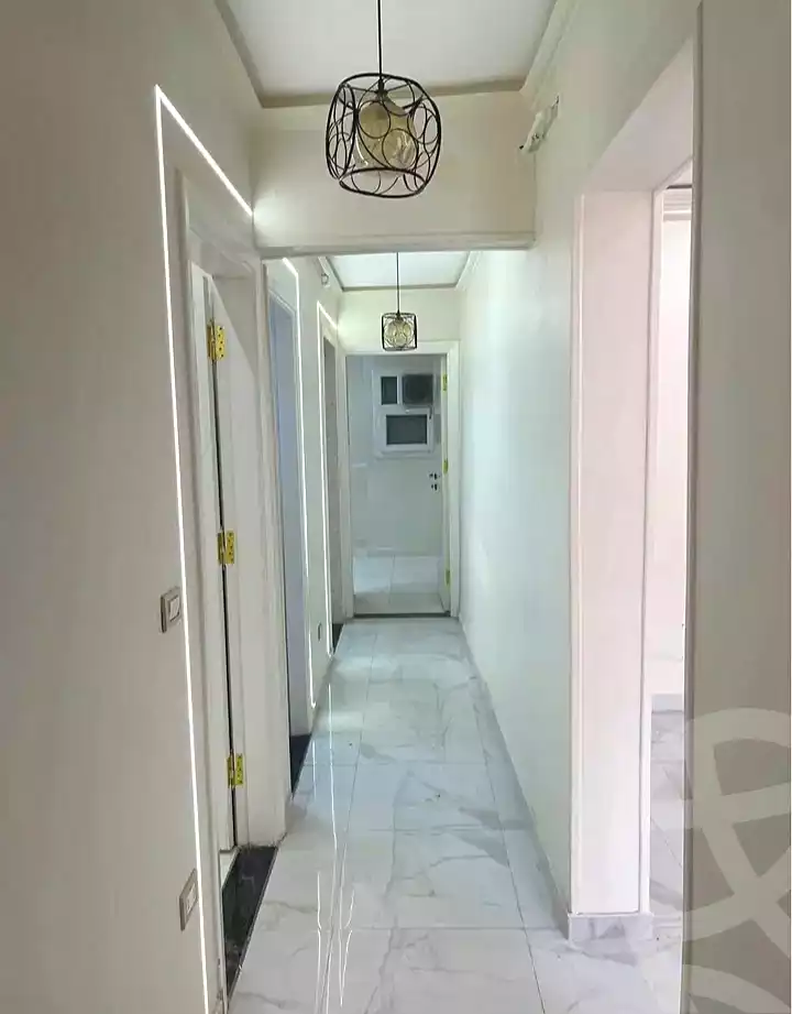 https://aqarmap.com.eg/ar/listing/7158491-for-sale-alexandria-el-asafra-shr-mlk-hfny