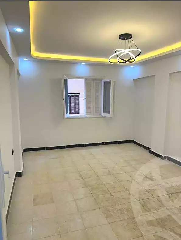 https://aqarmap.com.eg/ar/listing/7158490-for-sale-alexandria-al-agamy-el-hanouvel-radwan-st