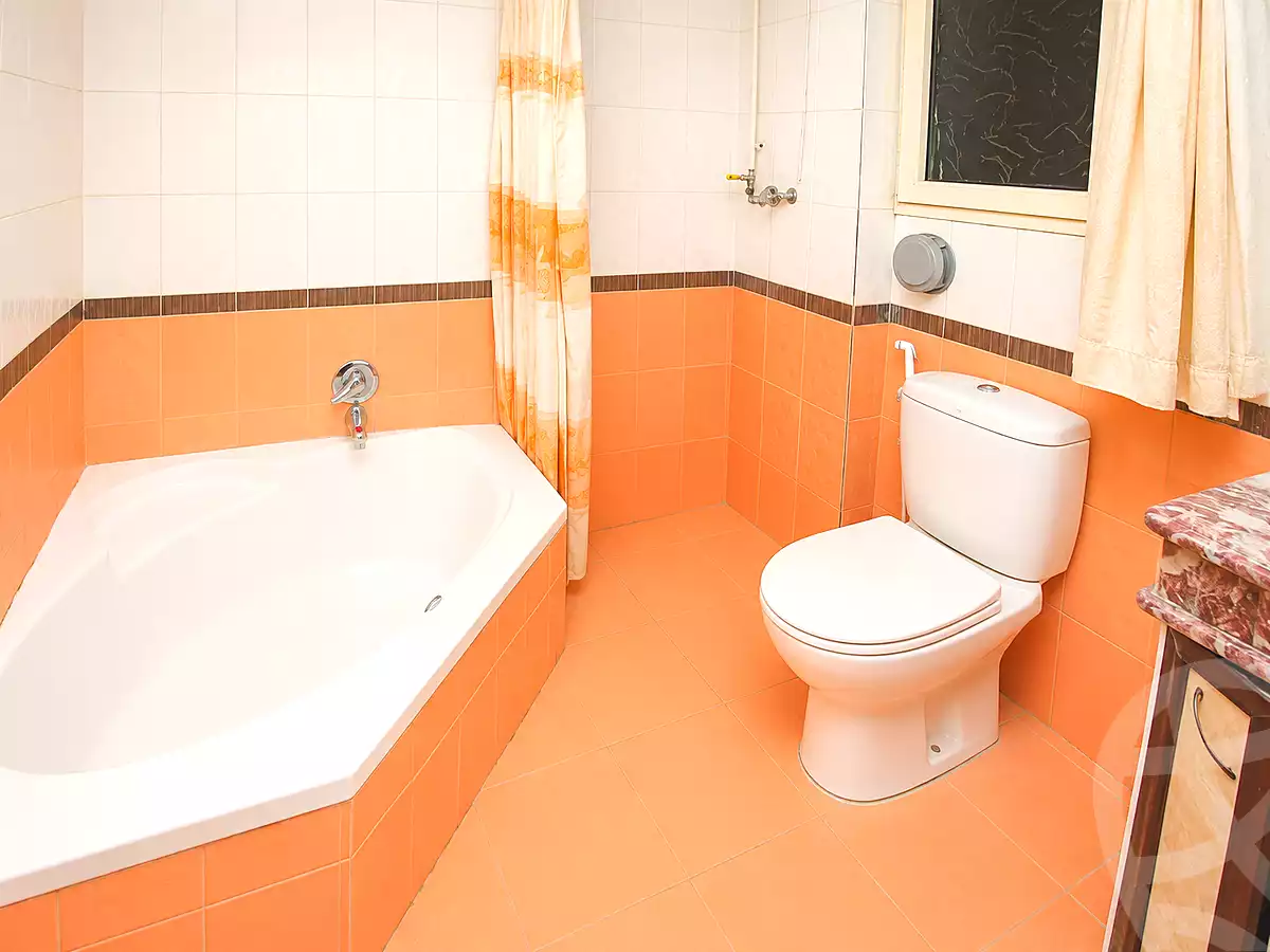 https://aqarmap.com.eg/en/listing/7158533-for-sale-alexandria-ganaklis-shr-bw-qyr-tryq-lhry
