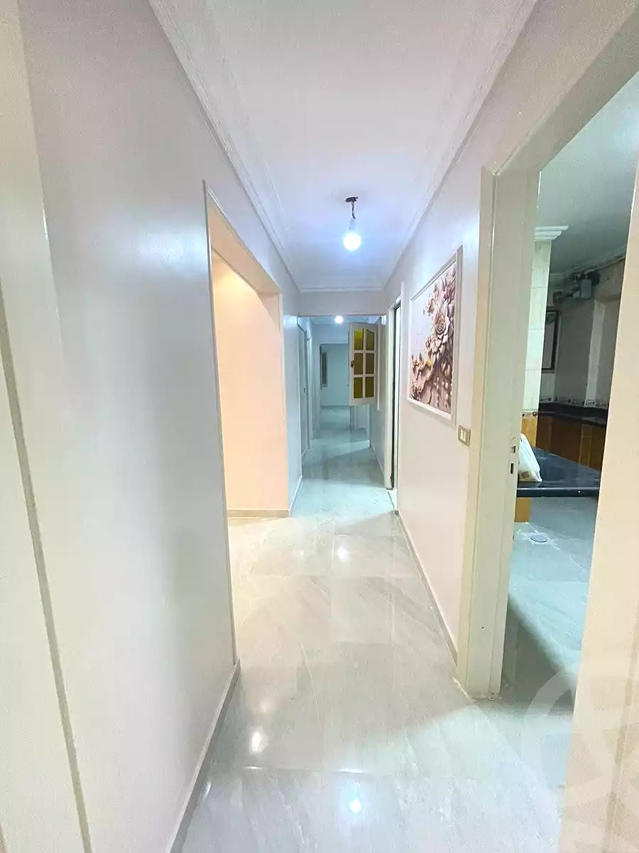 https://aqarmap.com.eg/ar/listing/7158571-for-sale-alexandria-el-asafra-l-sfr-bhry