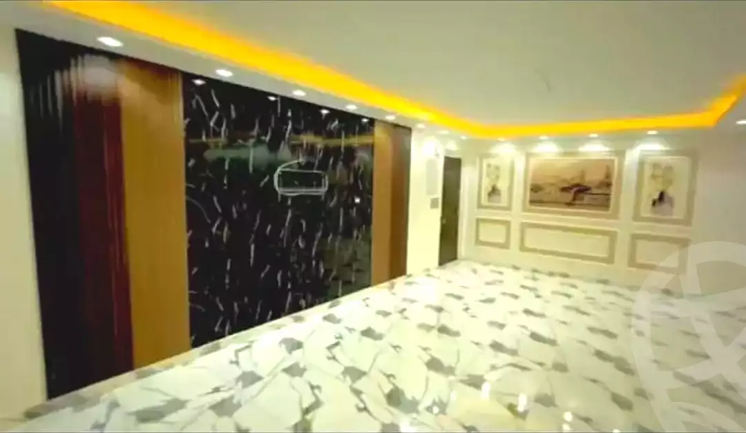 https://aqarmap.com.eg/ar/listing/7158727-for-sale-cairo-shoubra-corniche-el-nile-st