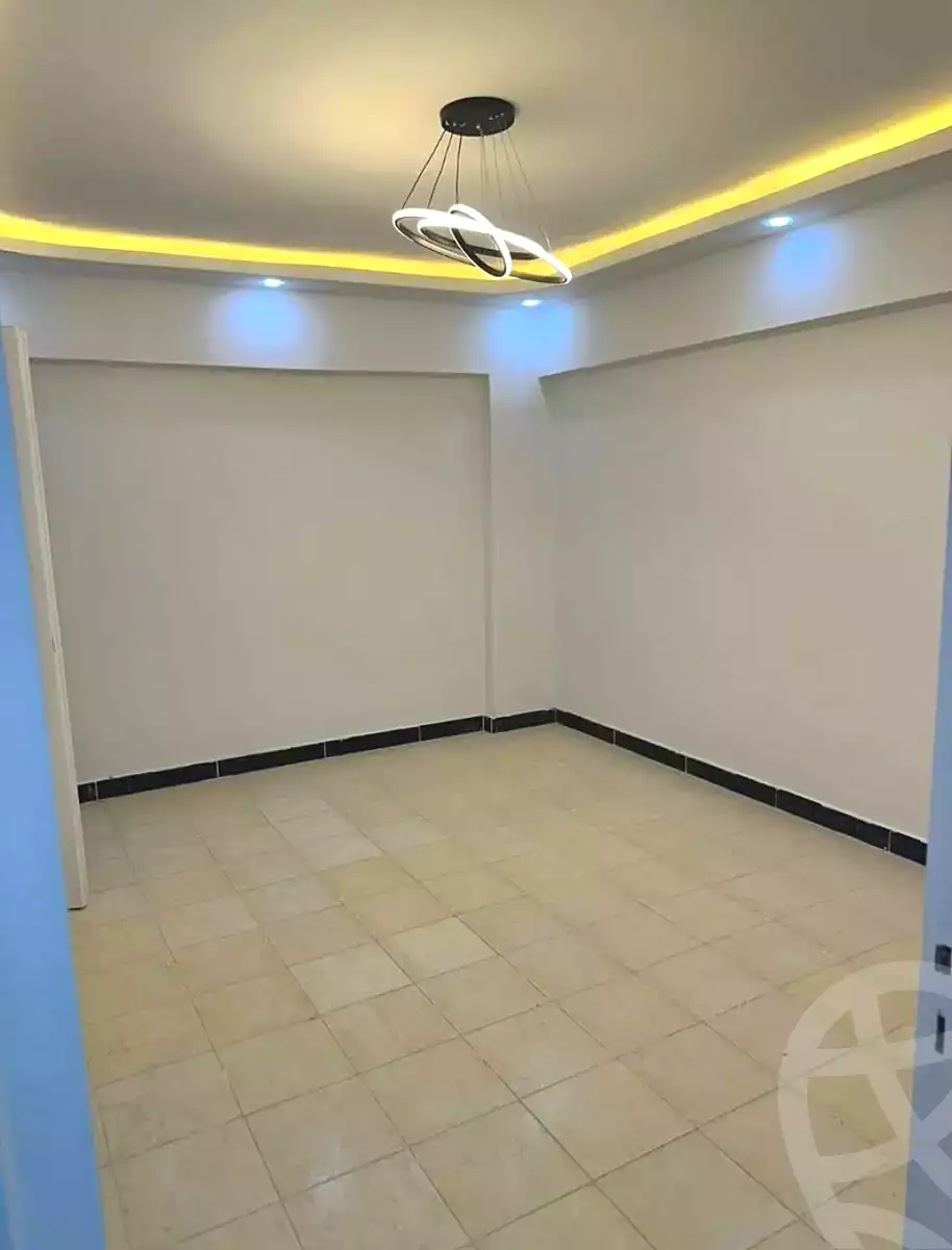 https://aqarmap.com.eg/ar/listing/7158829-for-sale-alexandria-al-agamy-el-hanouvel-radwan-st