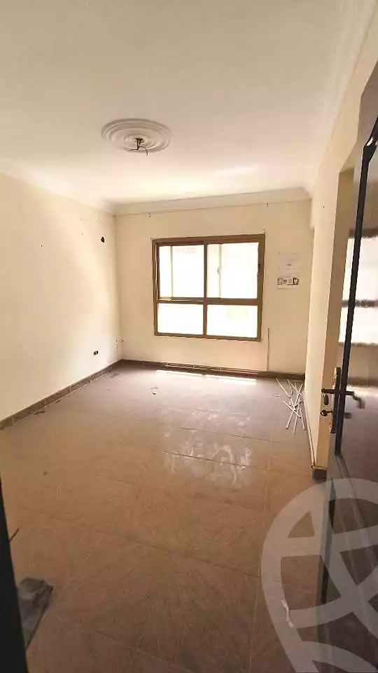 https://aqarmap.com.eg/ar/listing/7158860-for-sale-alexandria-sydy-bshr-sydy-bshr-bhry