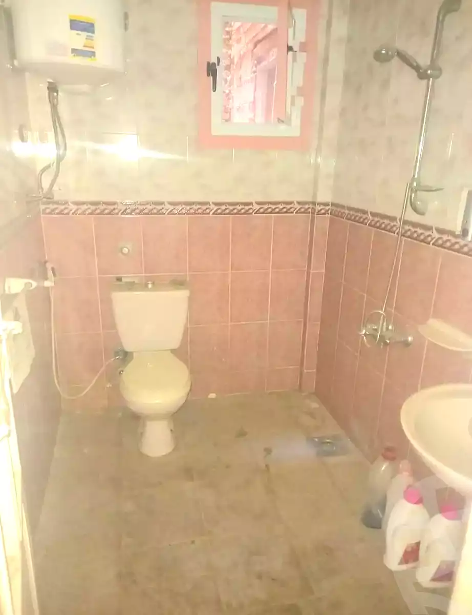 https://aqarmap.com.eg/ar/listing/7158878-for-sale-alexandria-el-asafra-l-sfr-qbly