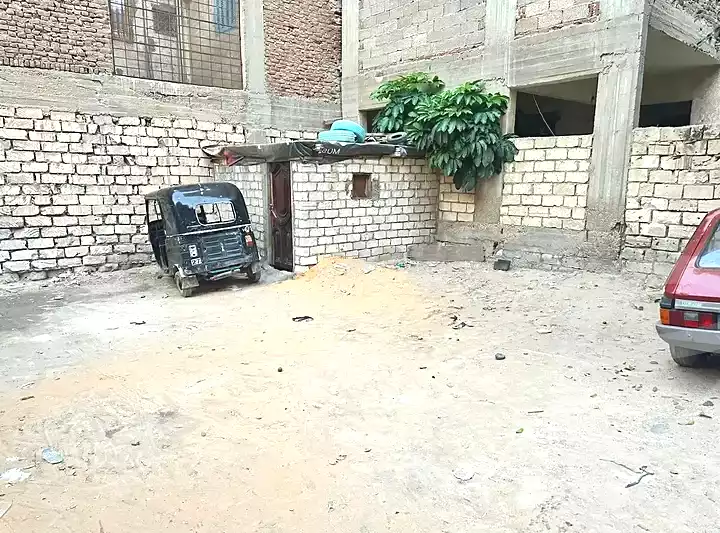 https://aqarmap.com.eg/ar/listing/7159023-for-sale-alexandria-al-agamy-lbytsh-el-hay-st
