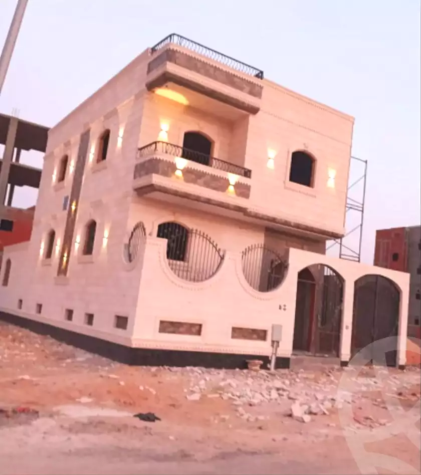 https://aqarmap.com.eg/ar/listing/7159092-for-sale-sharqia-10th-of-ramadan-al-hay-al-thany-wa-thlathoon