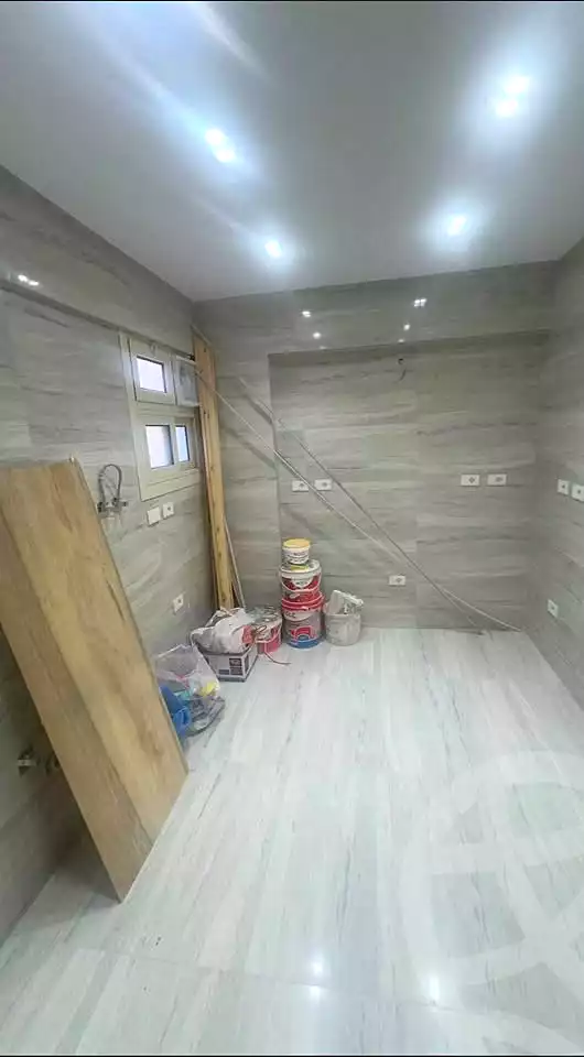 https://aqarmap.com.eg/ar/listing/7159146-for-rent-alexandria-lsywf-gamila-city-compound
