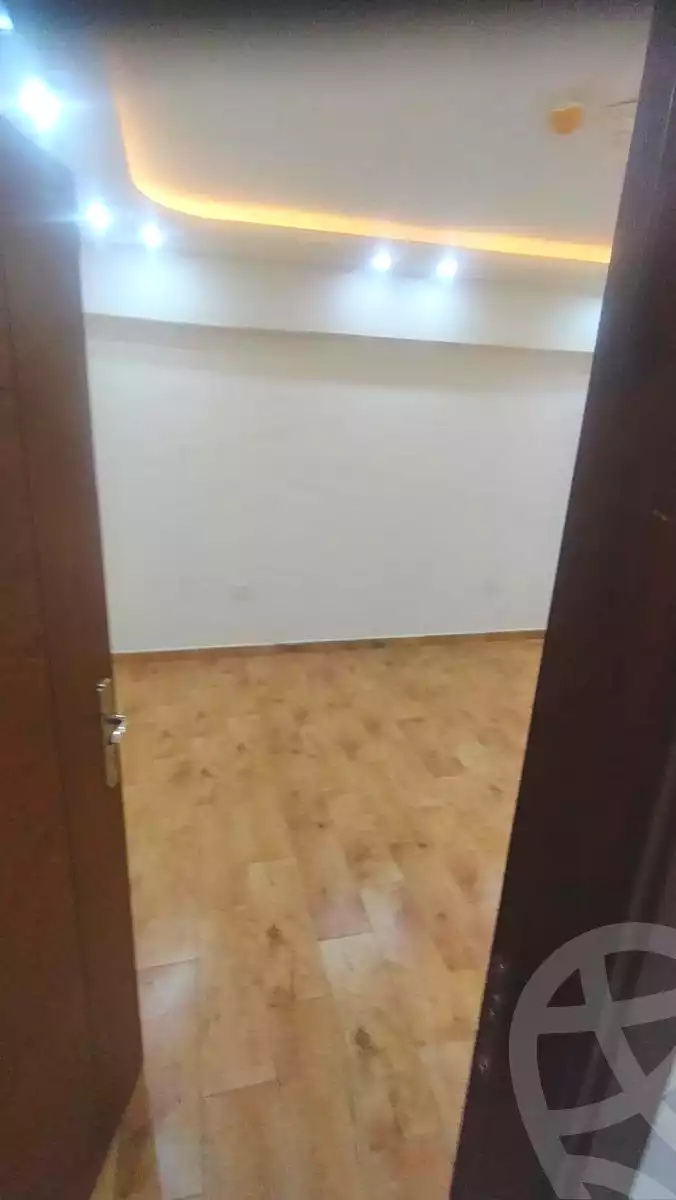 https://aqarmap.com.eg/ar/listing/7159163-for-rent-cairo-helwan-mohamed-mostafa-el-maraghi-st