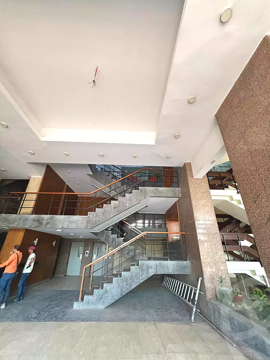 https://aqarmap.com.eg/ar/listing/7149778-for-sale-cairo-shoubra-corniche-el-nile-st