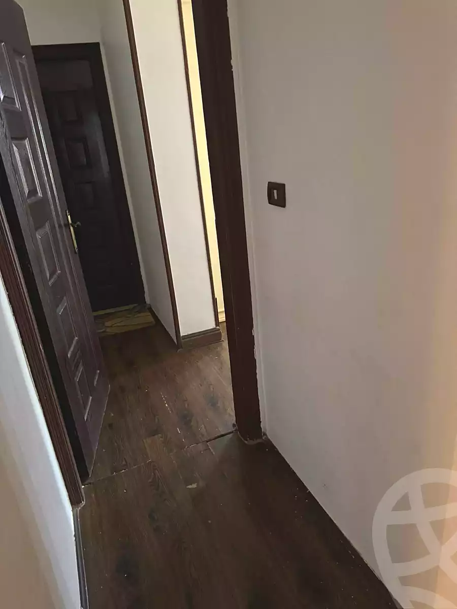 https://aqarmap.com.eg/ar/listing/7159942-for-sale-cairo-6th-of-october-el-ahyaa-neighborhood-2nd-divided-from-al-kafrawei-st
