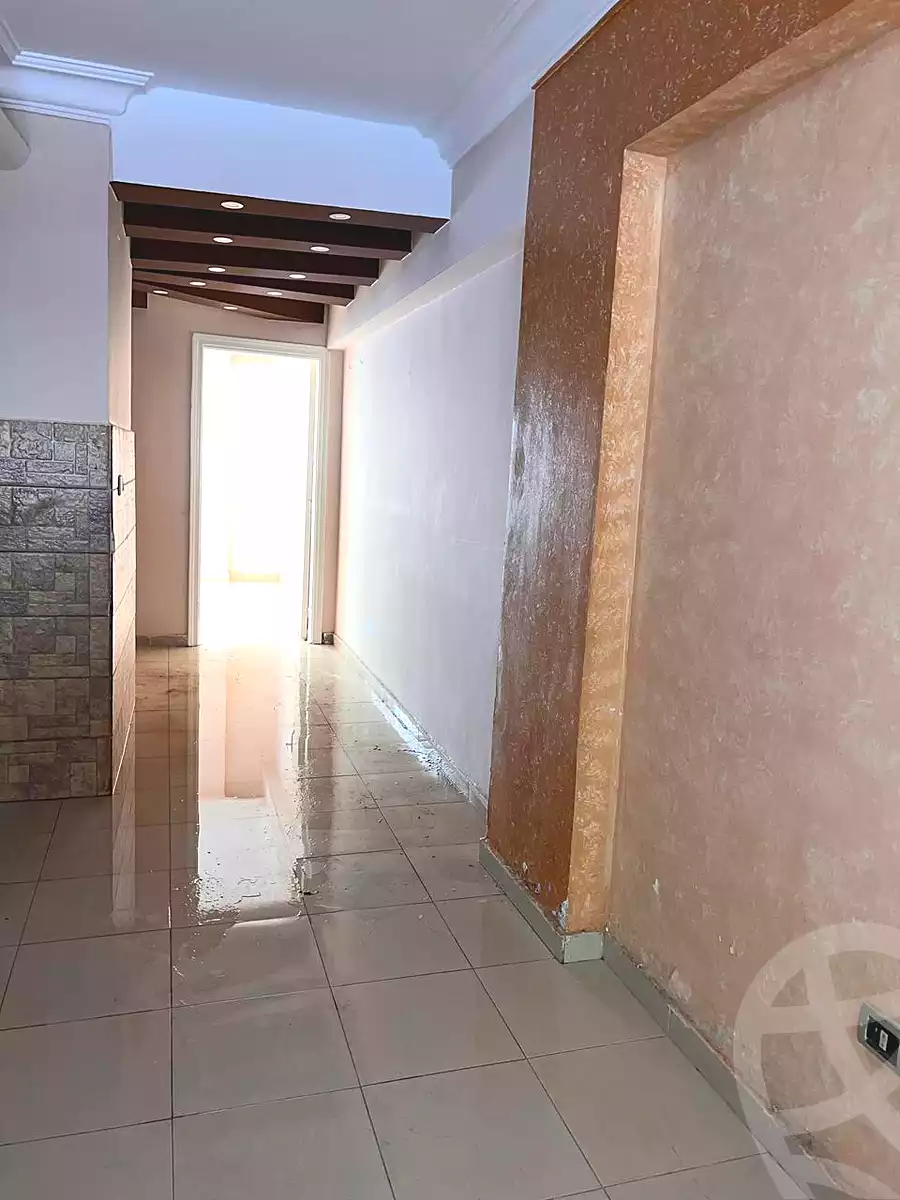 https://aqarmap.com.eg/ar/listing/7159967-for-sale-cairo-6th-of-october-el-ahyaa-neighborhood-2nd-divided-from-al-kafrawei-st