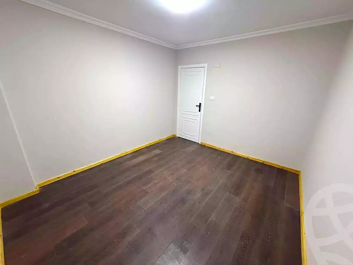 https://aqarmap.com.eg/ar/listing/7160025-for-sale-cairo-helwan-helwan-el-sharkeya-khesro-basha-st