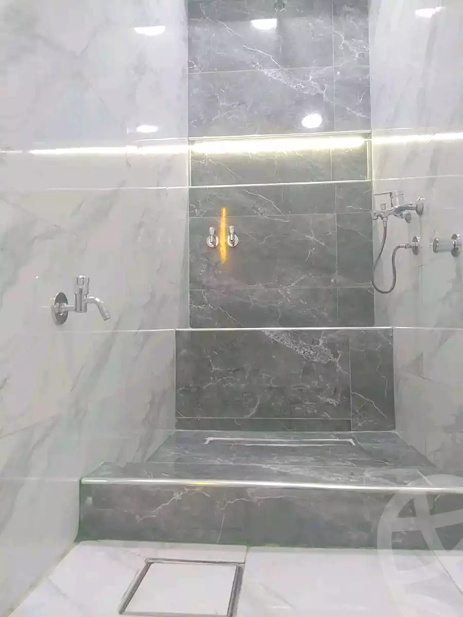 https://aqarmap.com.eg/en/listing/7160110-for-sale-qalyubia-shubra-el-khaima-el-shareaa-el-gadid-st