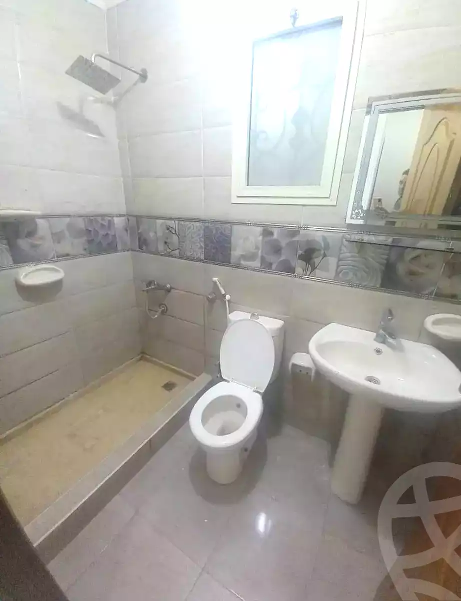 https://aqarmap.com.eg/ar/listing/7160255-for-sale-alexandria-sydy-bshr-sydy-bshr-bhry