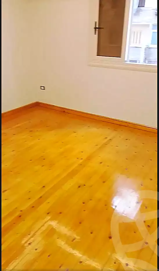 https://aqarmap.com.eg/en/listing/7160468-for-sale-alexandria-miami-mahmoud-el-isawy-st
