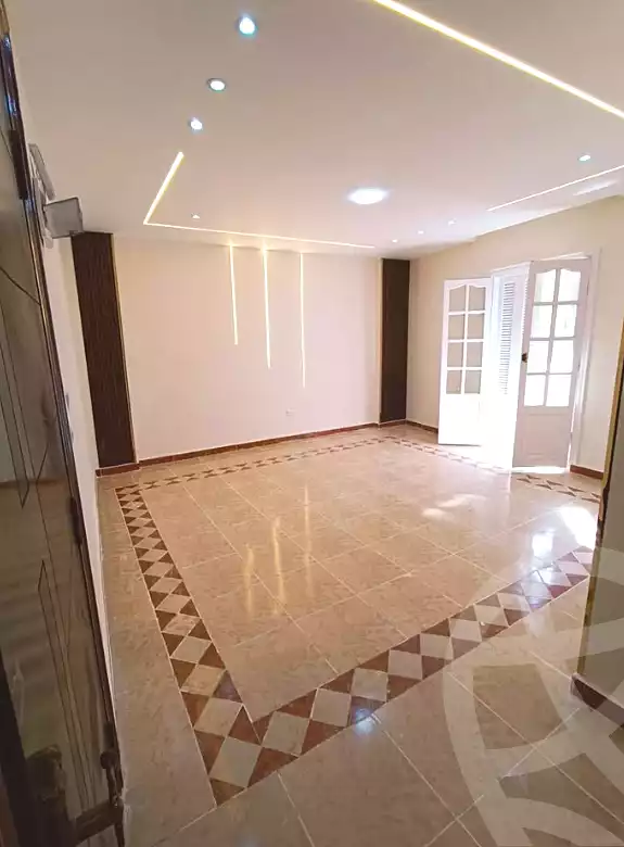 https://aqarmap.com.eg/ar/listing/7160558-for-sale-alexandria-lsywf-el-seyouf-bahri