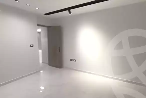 https://aqarmap.com.eg/en/listing/7160578-for-sale-alexandria-el-saraya-el-geish-rd