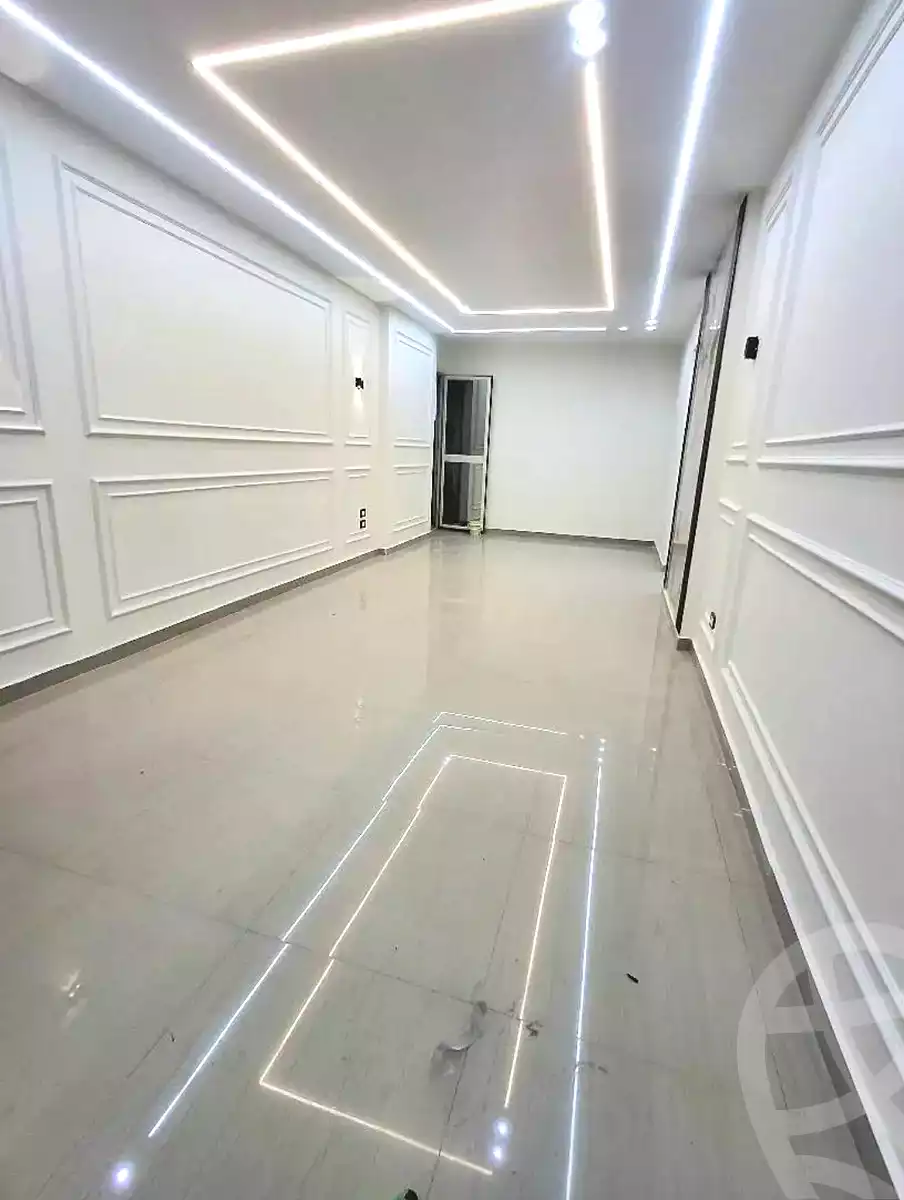 https://aqarmap.com.eg/ar/listing/7160647-for-sale-alexandria-el-asafra-shr-45