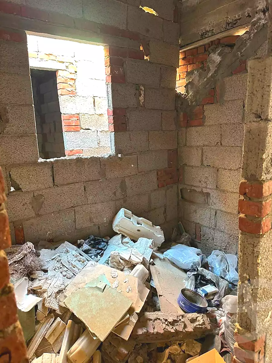 https://aqarmap.com.eg/en/listing/7160796-for-sale-alexandria-al-agamy-el-hanouvel-radwan-st