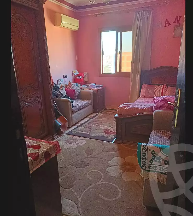 https://aqarmap.com.eg/en/listing/7161411-for-sale-cairo-helwan-rostom-st