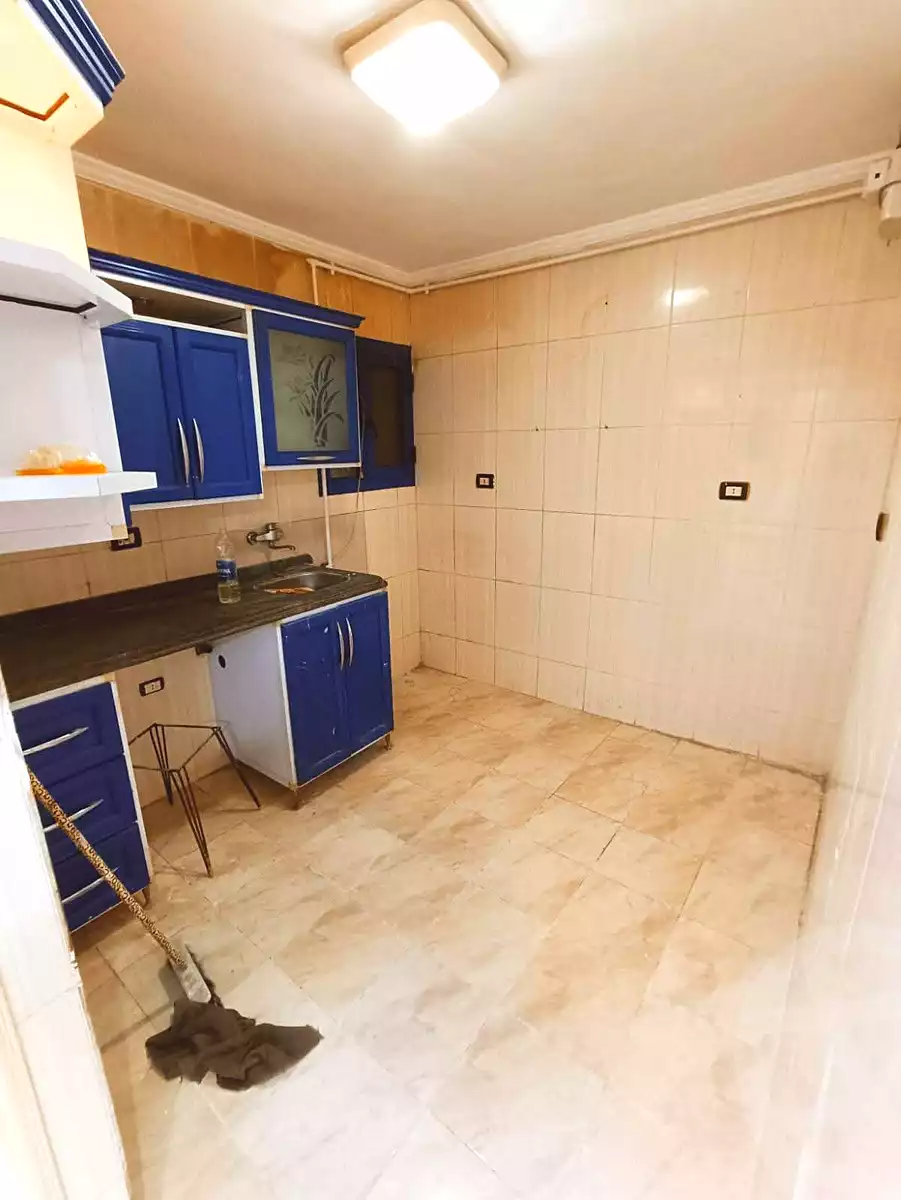 https://aqarmap.com.eg/en/listing/7161409-for-sale-alexandria-miami-mahmoud-el-isawy-st