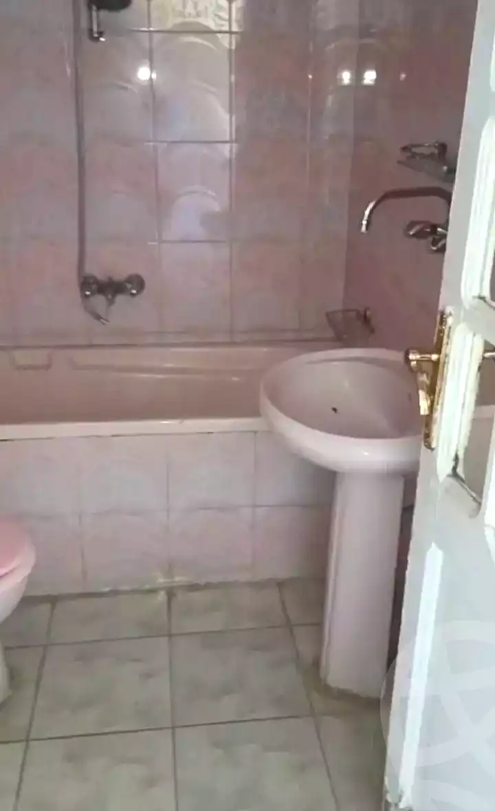 https://aqarmap.com.eg/en/listing/7161552-for-sale-alexandria-sydy-bshr-sydy-bshr-qbly-shr-ql-bsh
