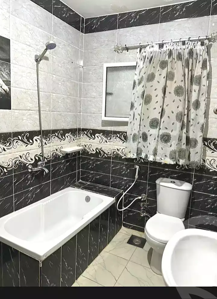 https://aqarmap.com.eg/ar/listing/7161556-for-sale-alexandria-al-agamy-el-hanouvel-al-asdakaa-st
