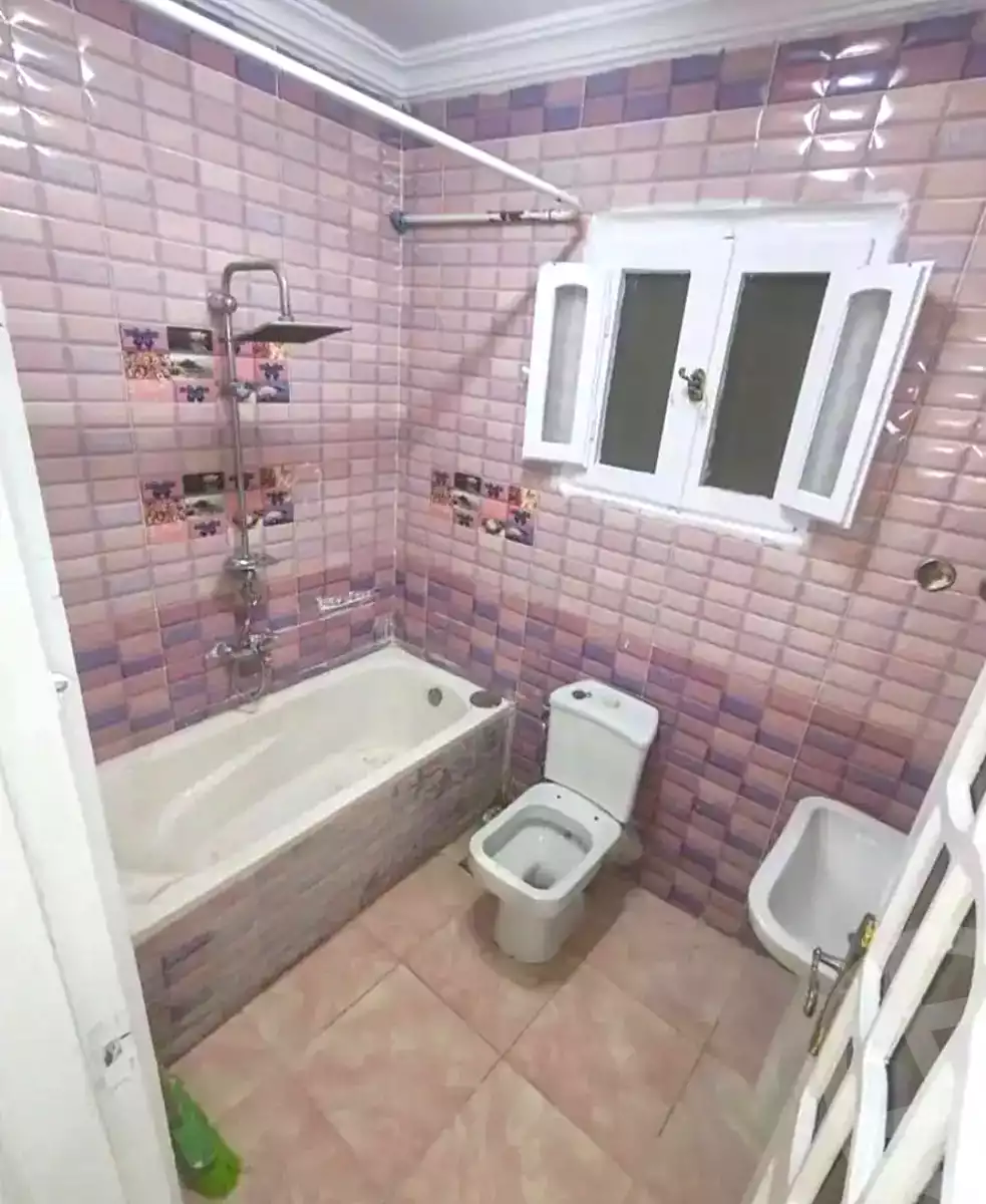 https://aqarmap.com.eg/en/listing/7161615-for-sale-alexandria-al-agamy-el-hanouvel-gabir-hafez-st