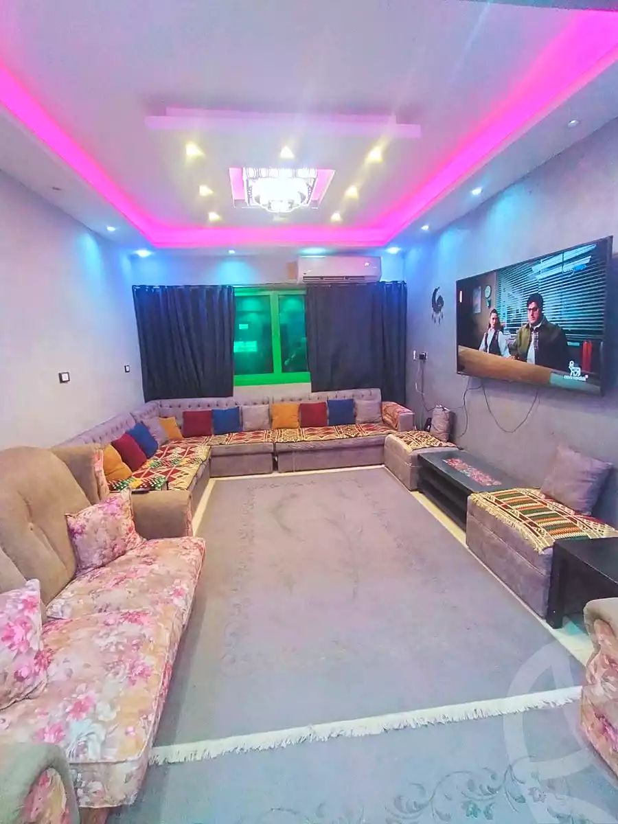 https://aqarmap.com.eg/ar/listing/7161735-for-sale-cairo-helwan-helwan-el-sharkeya-heidar-st