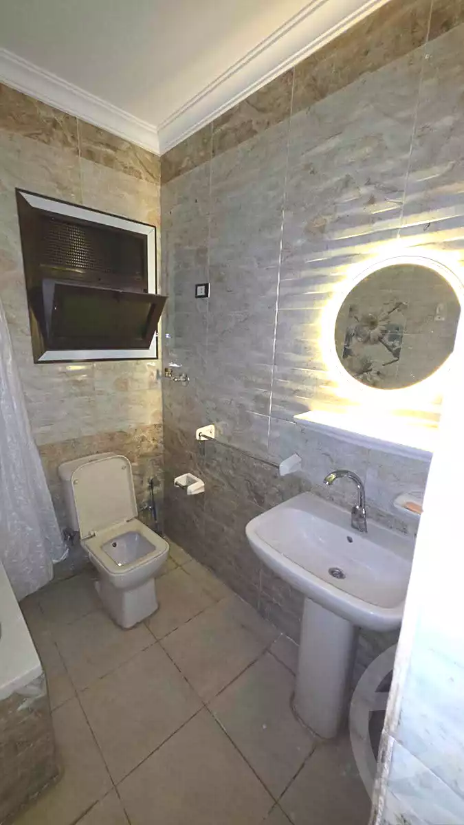 https://aqarmap.com.eg/en/listing/7161789-for-sale-cairo-ain-shams-ahmed-esmat-st