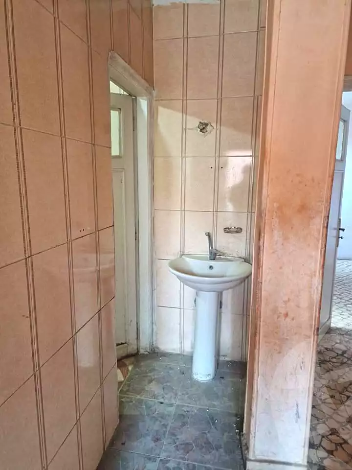 https://aqarmap.com.eg/ar/listing/7162136-for-sale-cairo-ain-shams-ain-shams-el-sharkia-gergis-hanna-st