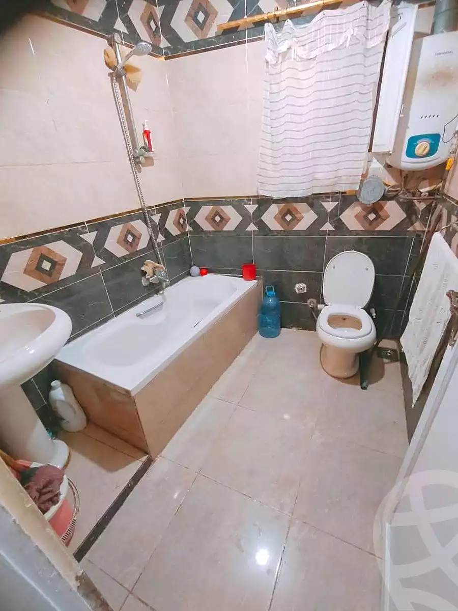 https://aqarmap.com.eg/ar/listing/7162151-for-sale-cairo-faisal-el-tawabeq-el-shaheed-ahmed-hamdy-st