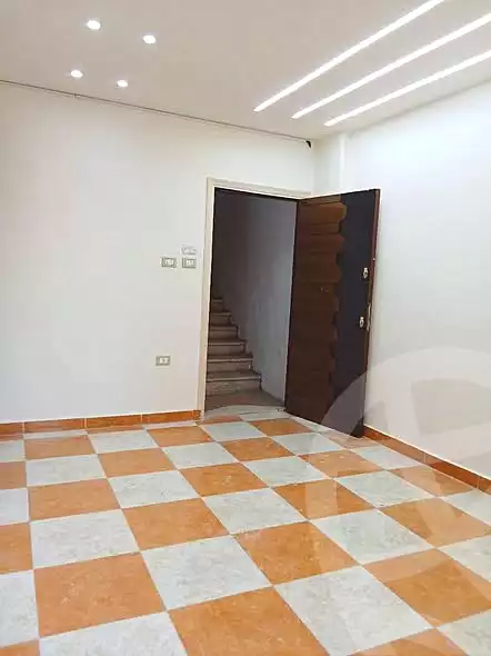 https://aqarmap.com.eg/ar/listing/7162165-for-sale-alexandria-el-asafra-shr-45