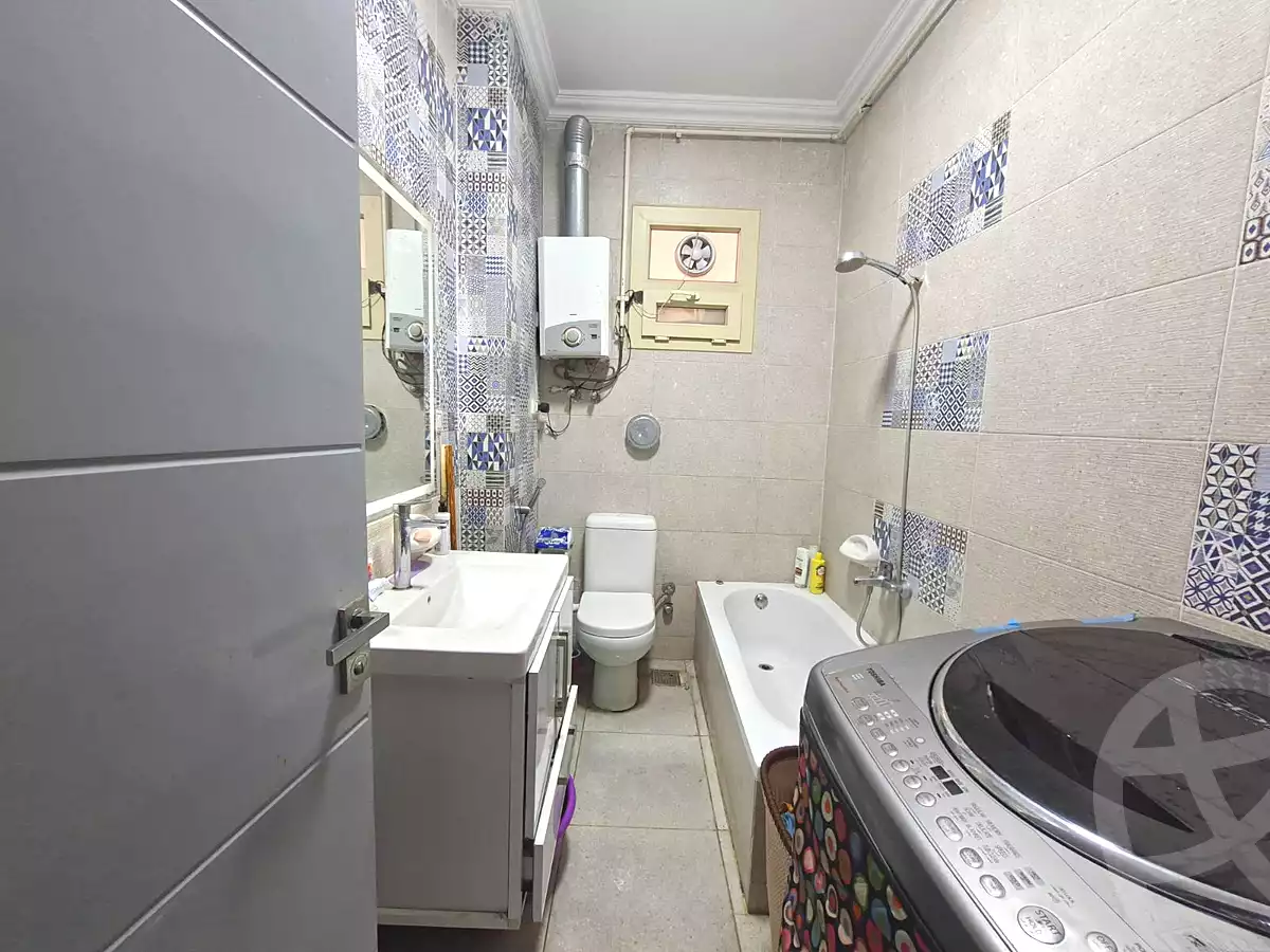 https://aqarmap.com.eg/ar/listing/7162716-for-rent-cairo-el-sheikh-zayed-city-el-hay-el-rabeaa-al-mostakbal-st