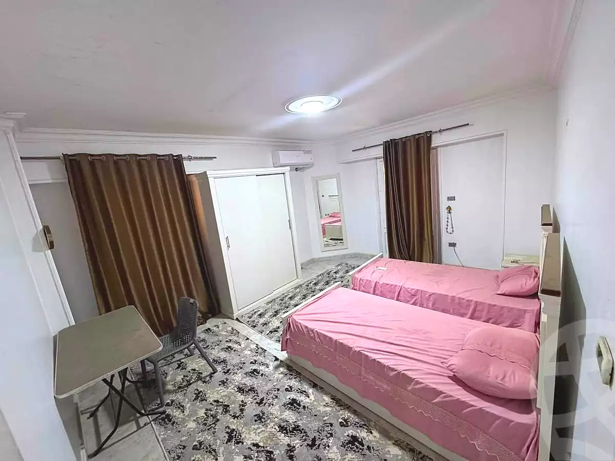 https://aqarmap.com.eg/ar/listing/7162730-for-rent-cairo-6th-of-october-el-ahyaa-neighborhood-2nd-divided-from-al-kafrawei-st