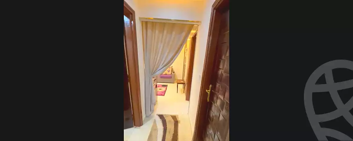 https://aqarmap.com.eg/ar/listing/7162773-for-sale-cairo-6th-of-october-hadaeq-october-compounds-el-rayat-residence