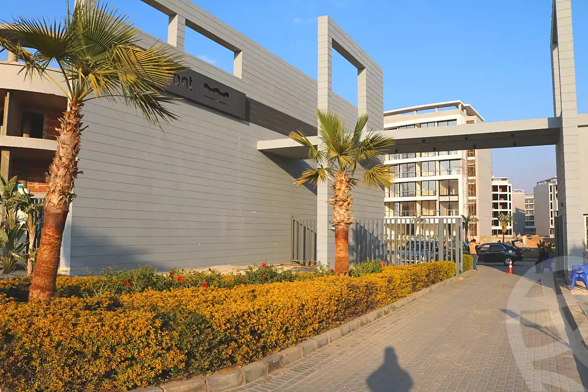 https://aqarmap.com.eg/ar/listing/7162833-for-sale-cairo-6th-of-october-hadaeq-october-compounds-lake-front